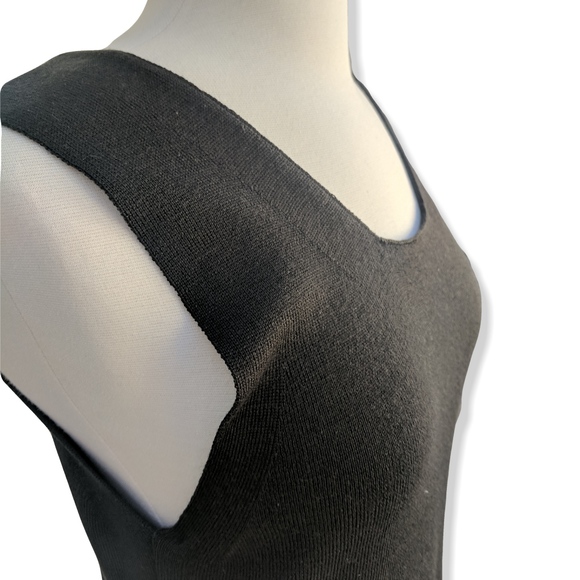 Black wool flared skater dress - Picture 2 of 4